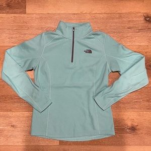 THE NORTH FACE Women's Mint 1/4 Zip Long Sleeve Fleece